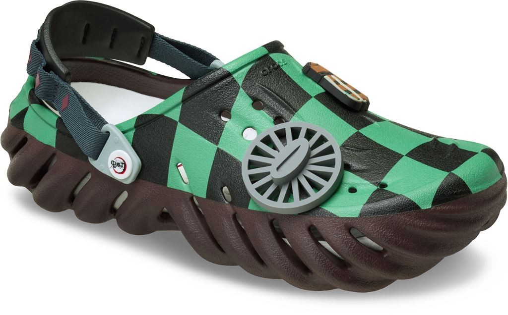 国内配送 CROCS DEMON SLAYER TANJIRO CLOG MULTI Crocs Demon Slayer Tanjiro Echo Clog Anime Color Mocha Size